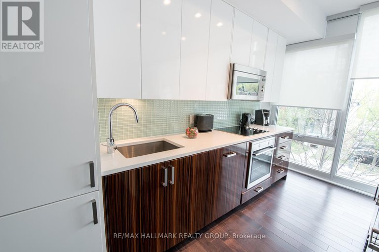 28810610/213-300-lisgar-street/ottawa-centre/ottawa/ontario/K2P0E2_15