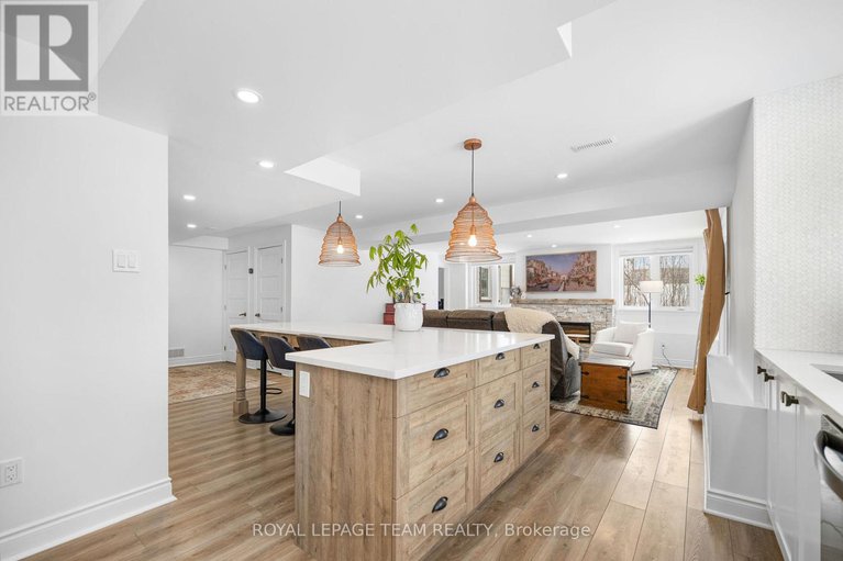 29316894/26-synergy-way/kanata-north-west/ottawa/ontario/K2W0K3_31