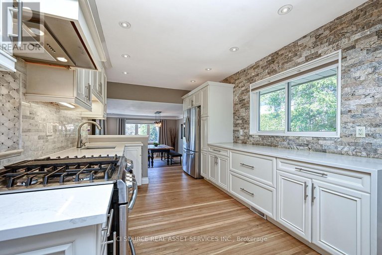 28233385/1534-prince-of-wales-drive/carleton-heights/ottawa/ontario/K2C1P1_6