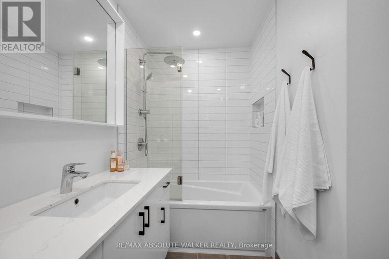 29397404/218-60-springhurst-avenue/ottawa-east/ottawa/ontario/K1S5V7_25