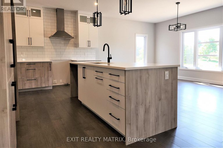 28443213/33-whitetail-avenue/long-sault/south-stormont/ontario/K0C1P0_10
