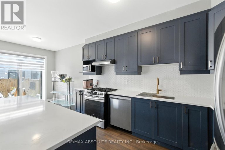 28802974/264-atima-circle/half-moon-bay/ottawa/ontario/K2J3L2_17