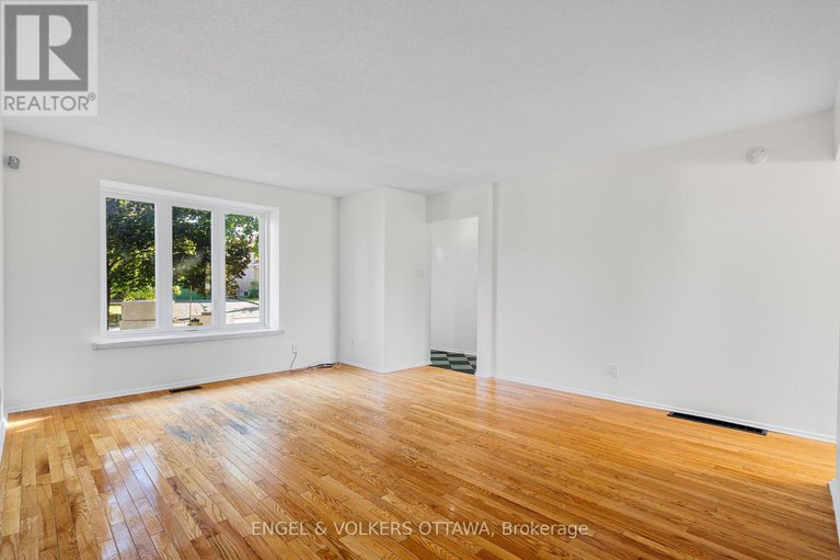 28917189/933-greenbriar-avenue/carleton-heights/ottawa/ontario/K2C0J8_9
