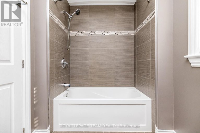 28939850/38-marchvale-drive/rural-kanata-central/ottawa/ontario/K2W1C2_35