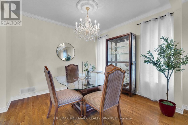 28492504/1924-lobelia-way/springridgeeast-village/ottawa/ontario/K4A4R1_8