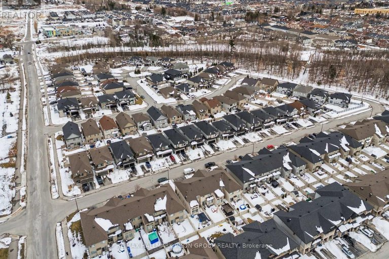 29525862/266-shinleaf-crescent/mer-bleuebradley-estatesanderson-park/ottawa/ontario/K1W0J2_25