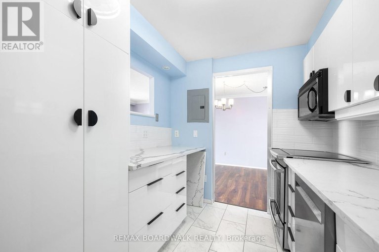 29160518/2305-1025-richmond-road/woodroffe/ottawa/ontario/K2B8G8_12