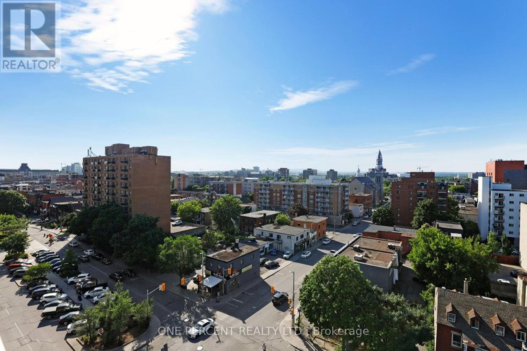 28529124/904-180-york-street/lower-townbyward-market/ottawa/ontario/K1N1J6_28