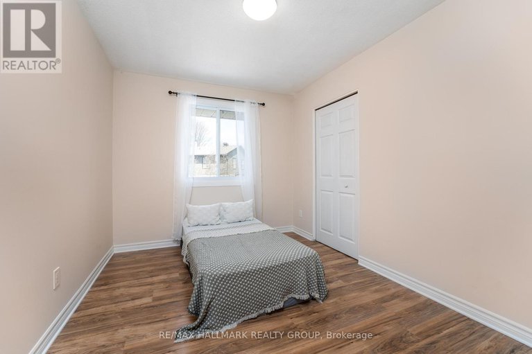 28959856/591-eastvale-drive/beacon-hill-north/ottawa/ontario/K1J6Z4_15