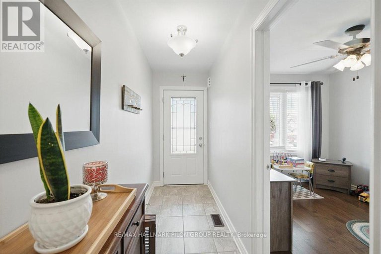 29300164/637-robert-street/town-of-rockland/clarence-rockland/ontario/K4K0J8_16