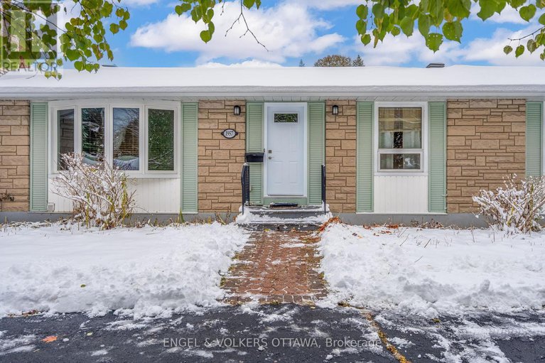 29096977/1957-sharel-drive/urbandale-acres/ottawa/ontario/K1H6W3_2