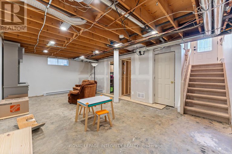 28896126/2217-lapointe-street/clarencerockland-twp/clarence-rockland/ontario/K0A1E0_37