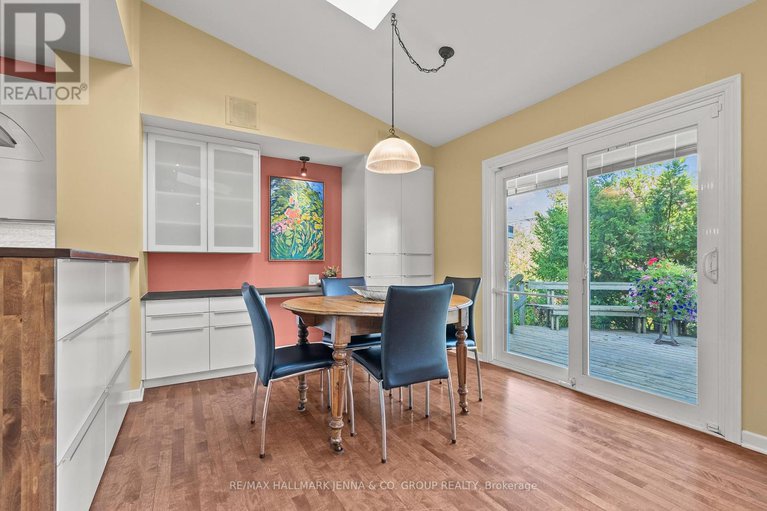 28899780/213-glebe-avenue/glebe/ottawa/ontario/K1S2C8_15
