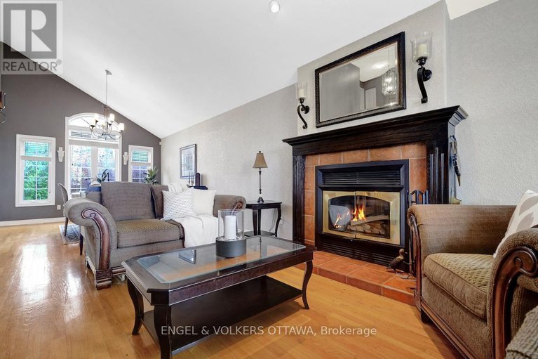 28649198/59-frontenac-boulevard/embrun/russell/ontario/K0A1W0_9