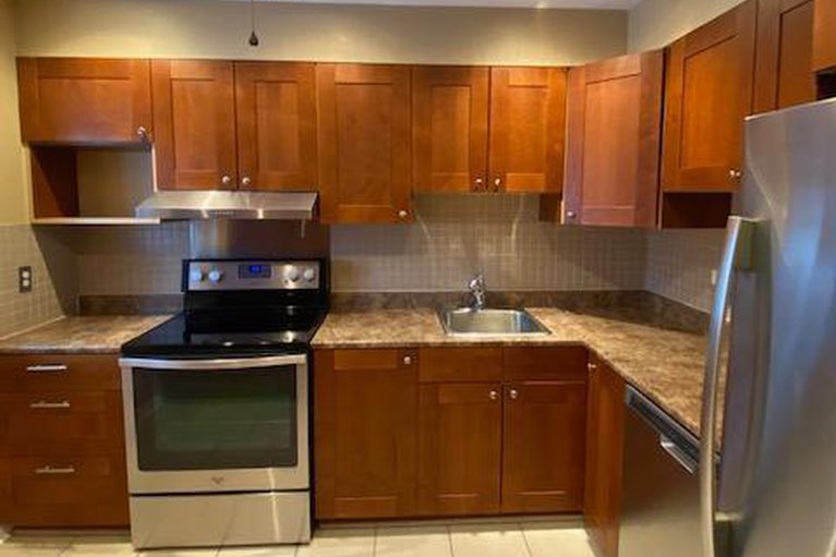 29241768/11-1342-cedarcroft-crescent/pineview/ottawa/ontario/K1B5C8_5