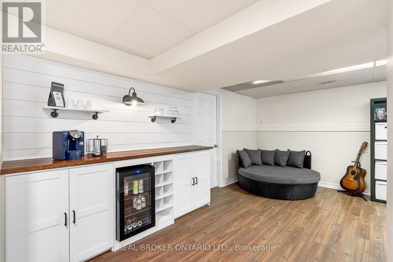 29518194/41-golders-green-lane/longfields/ottawa/ontario/K2J5G2_38