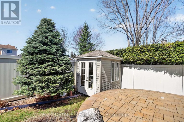 29659274/6105-lariviere-crescent/orleans-village/ottawa/ontario/K1W1C6_43