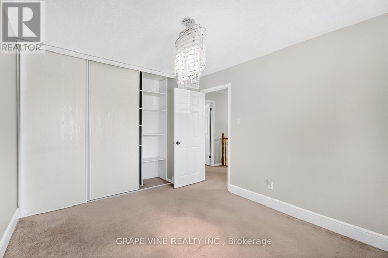 28825028/9-stoneleigh-street/strandherd/ottawa/ontario/K2G7A2_24