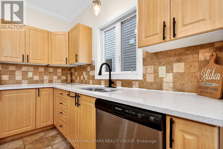 29186798/143-borealis-crescent/carson-meadows/ottawa/ontario/K1K4T9_13