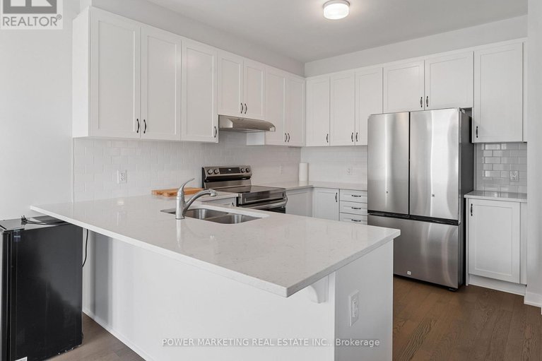 29190311/1017-curraglass-walk/stittsville-north/ottawa/ontario/K2S3A6_8
