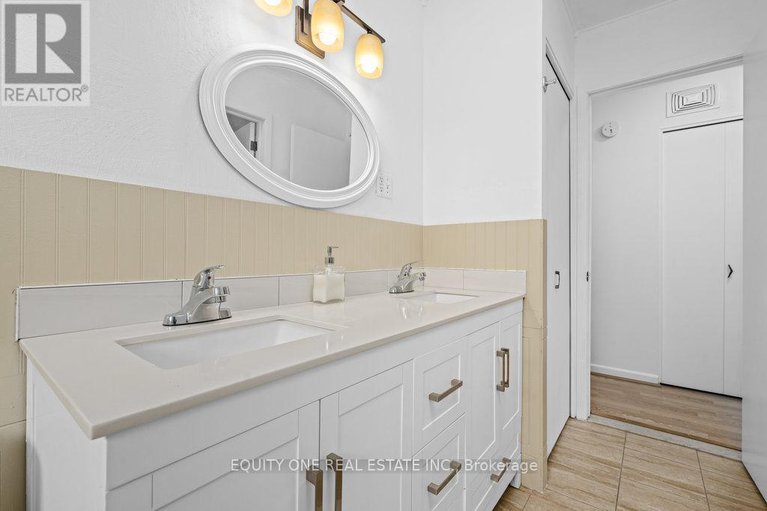 28495374/542-sirois-avenue/overbrookcastle-heights/ottawa/ontario/K1K1H4_34
