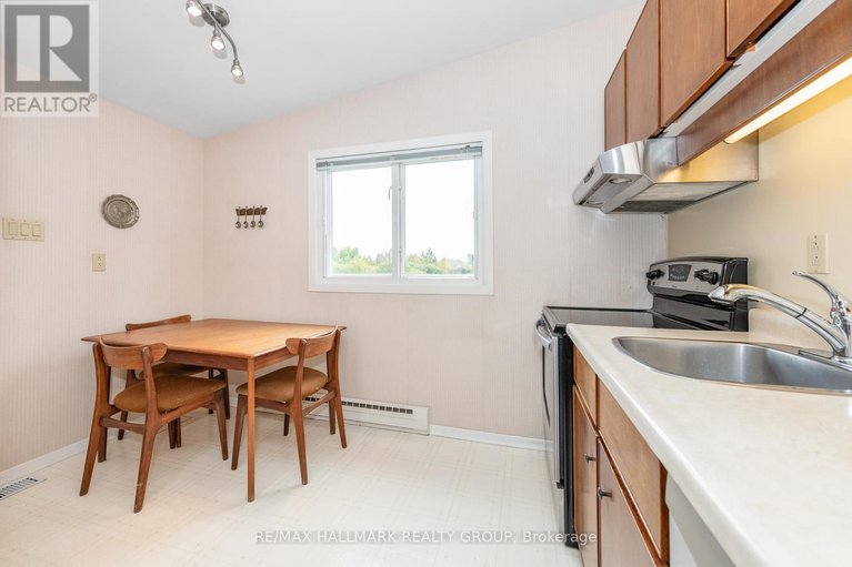 28995963/64-sullivan-avenue/meadowlandscrestview/ottawa/ontario/K2G1V2_12