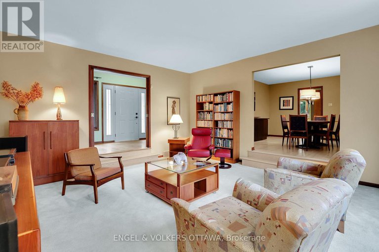 28202827/7-deerfield-drive/mcnabbraeside-twps/mcnabbraeside/ontario/K0A3L0_10