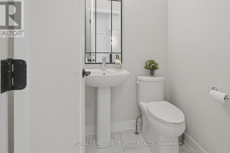 29374175/53-canvasback-ridge/riverside-southgloucester-glen/ottawa/ontario/K4M0P6_7