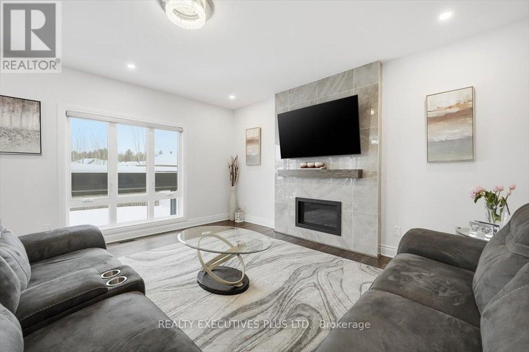 29225784/1082-docteur-corbeil-boulevard/town-of-rockland/clarence-rockland/ontario/K4K0E9_15