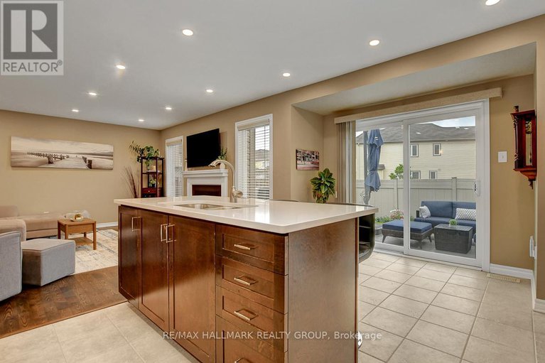 28879790/3597-cambrian-road/half-moon-bay/ottawa/ontario/K2J0S4_9