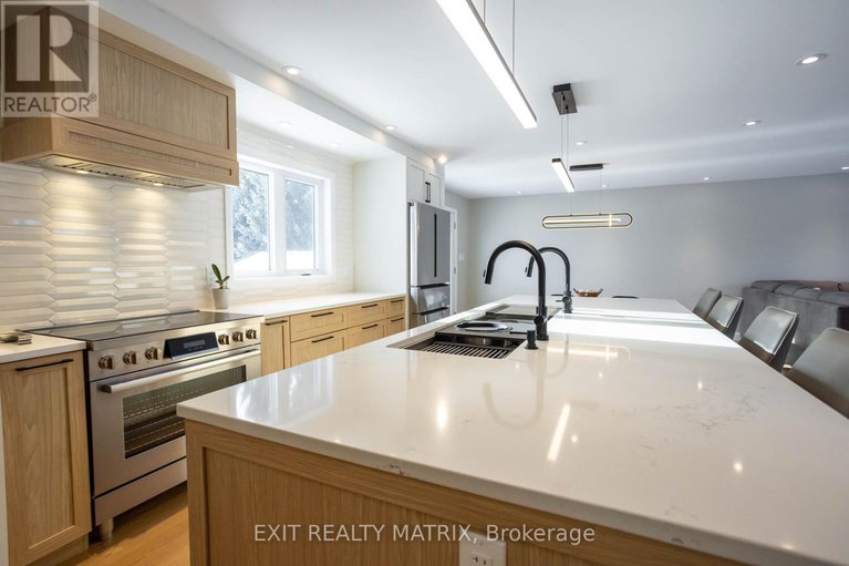 28341963/2418-rideau-road/riverside-south/ottawa/ontario/K1X1B2_16