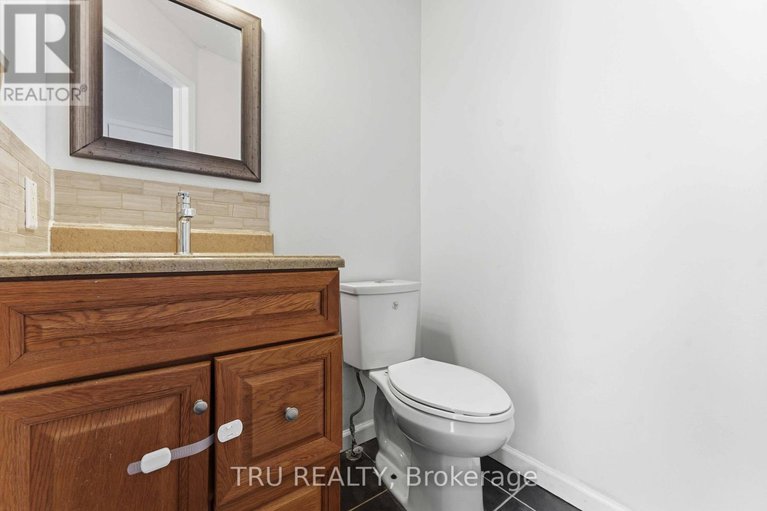 29378273/37-riverbank-court/stittsville-central/ottawa/ontario/K2S1V7_20