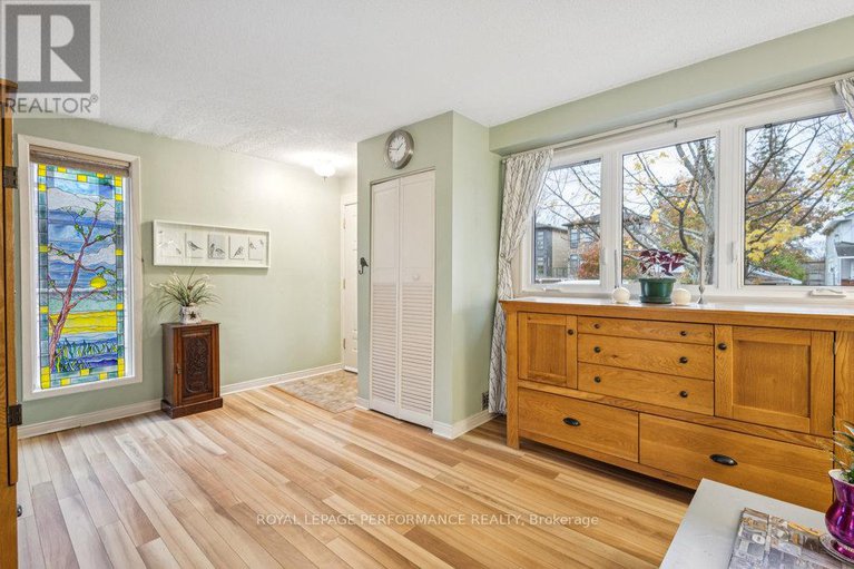 29069886/285-lanark-avenue/westboro-north/ottawa/ontario/K1Z6R6_6