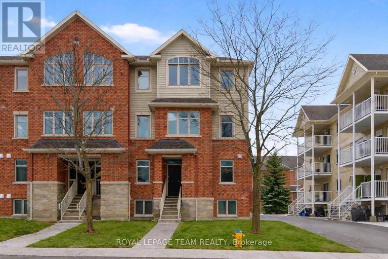 29582618/255-deercroft-avenue/longfields/ottawa/ontario/K2J5J9_1