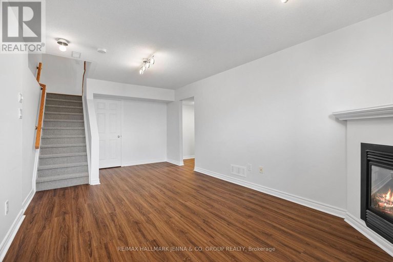28318968/277-catamount-court/emerald-meadowstrailwest/ottawa/ontario/K2M0A9_29