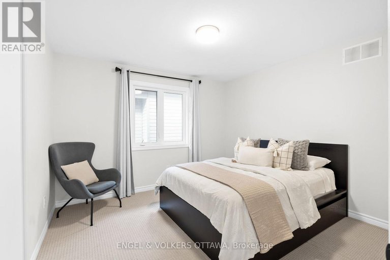 28403100/329-finial-way/half-moon-bay/ottawa/ontario/K2J6V9_30