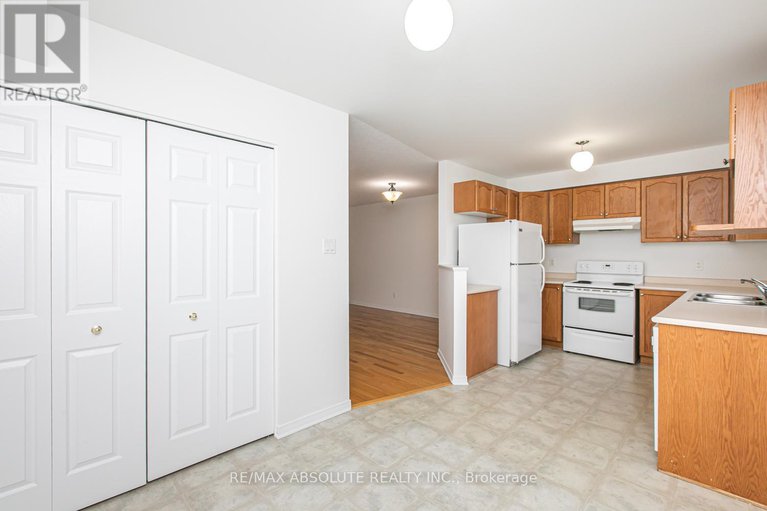 29354270/242-gershwin-private/westcliffe-estates/ottawa/ontario/K2H1G5_13