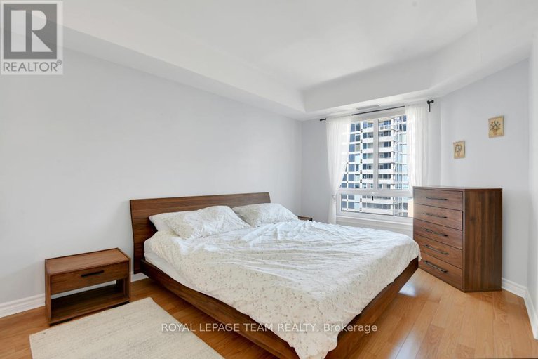 28257141/1704-234-rideau-street/sandy-hill/ottawa/ontario/K1N0A9_18