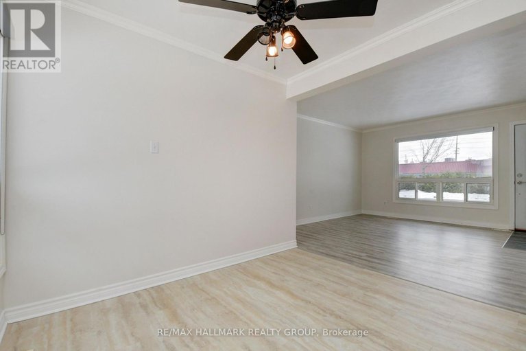 29245536/2223-martha-avenue/hawthorne-meadows/ottawa/ontario/K1G1K8_9