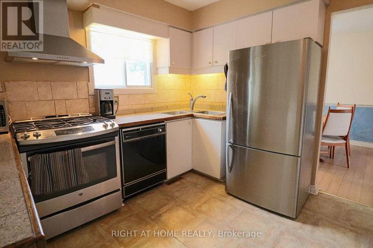 28688243/841-thorndale-drive/riverside-park-south/ottawa/ontario/K1V6Y1_8