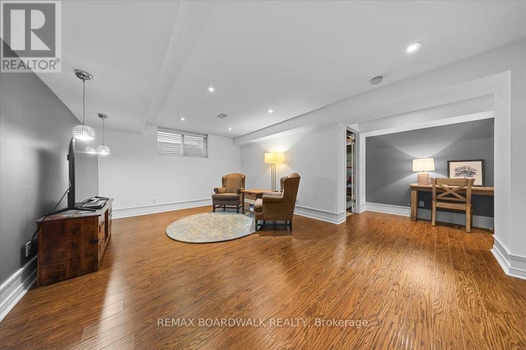 29604029/131-chancery-crescent/avalon-east/ottawa/ontario/K4A4N4_42