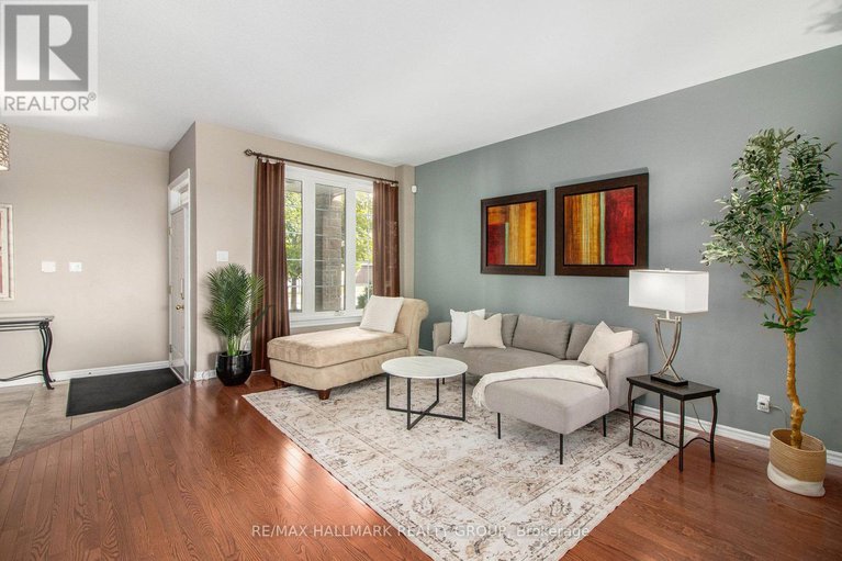 28760662/280-trail-side-circle/springridgeeast-village/ottawa/ontario/K4A5B1_9