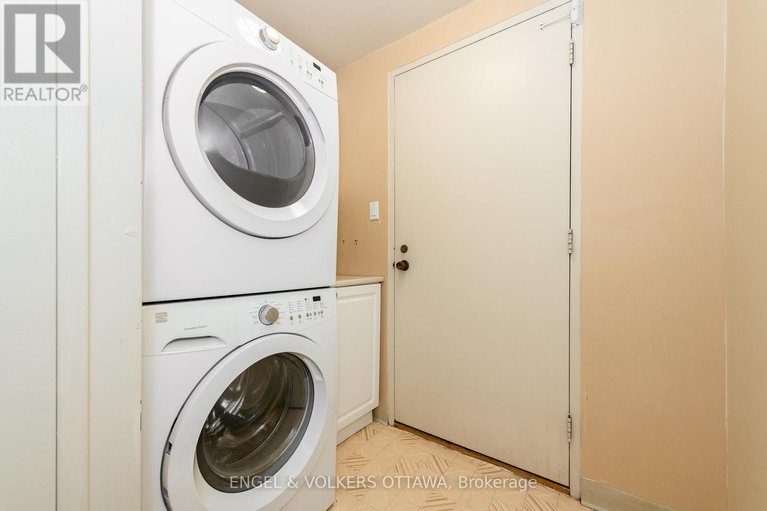 28252605/906-373-laurier-avenue-e/sandy-hill/ottawa/ontario/K1N8X6_35