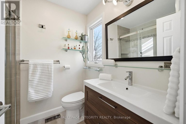 29381594/1456-michaelsem-street/chateauneuf/ottawa/ontario/K1C7C3_25