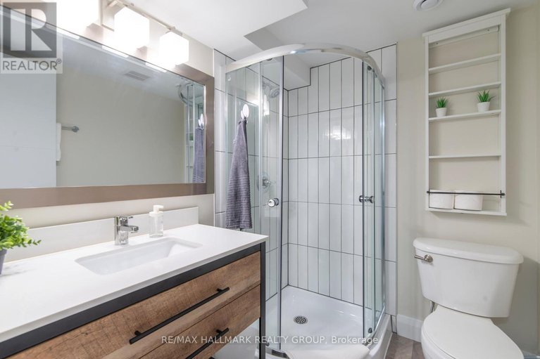 29441384/2160-lambeth-walk/parkway-park/ottawa/ontario/K2C1G1_39