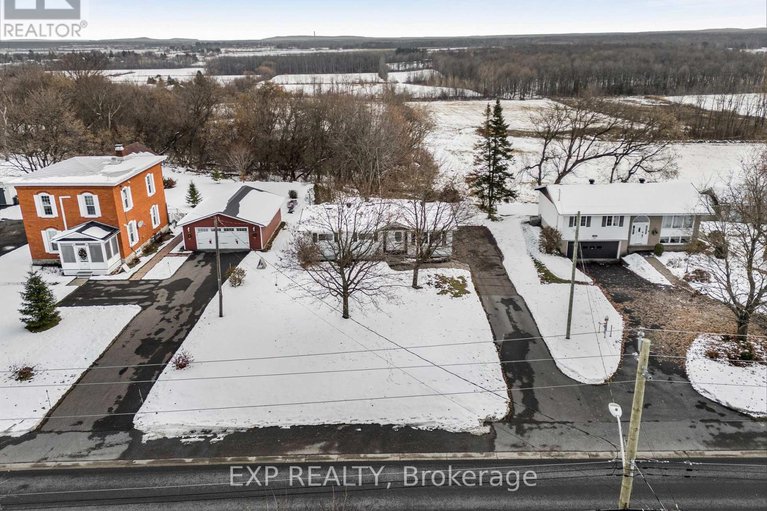 29139748/133-high-street/vankleek-hill/champlain/ontario/K0B1R0_30