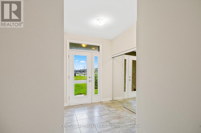 29043267/784-namur-street/embrun/russell/ontario/K0A1W0_9