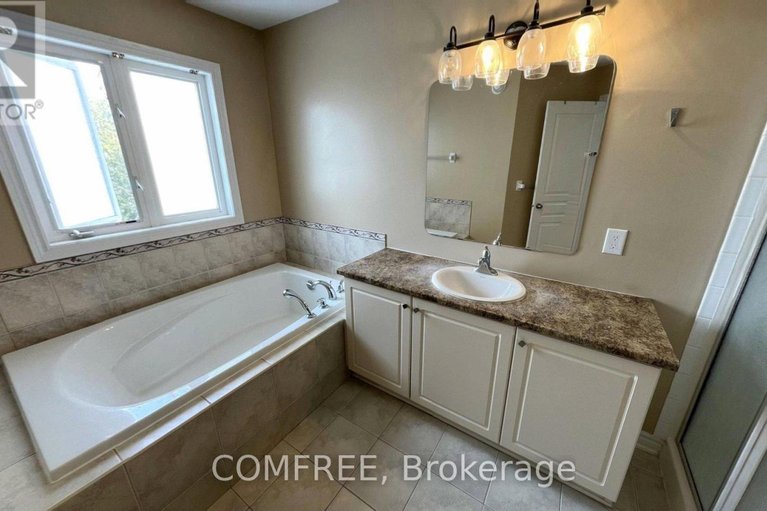 29454048/294-waymark-crescent/emerald-meadowstrailwest/ottawa/ontario/K2M0A5_21