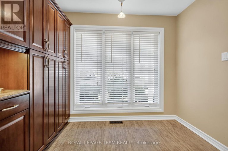 29200322/22-vesta-street/cedargrovefraserdale/ottawa/ontario/K2J3Y9_9