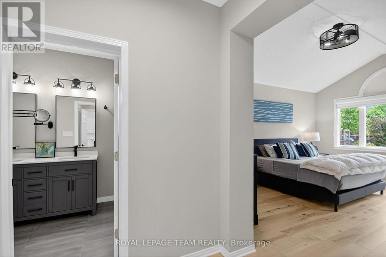 29219496/128-chenoa-way/stonebridge/ottawa/ontario/K2J0M2_27